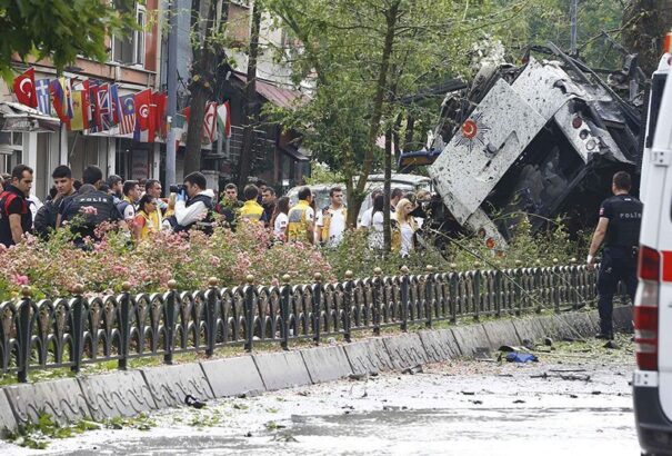 Robbantás Isztambul belvárosában