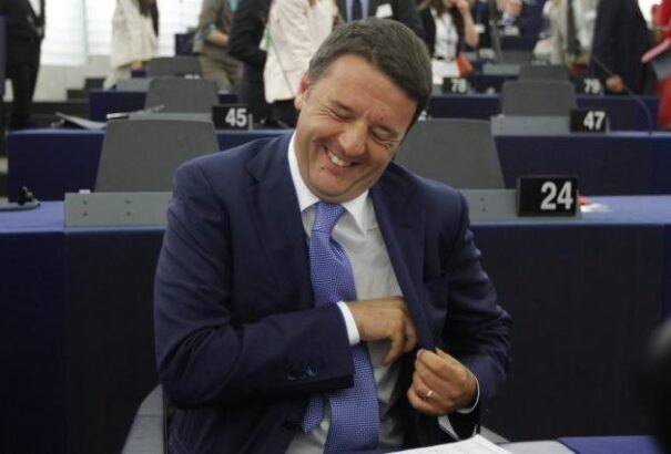 Renzi „kárörömmel” adta át Rómát az ellenzéknek