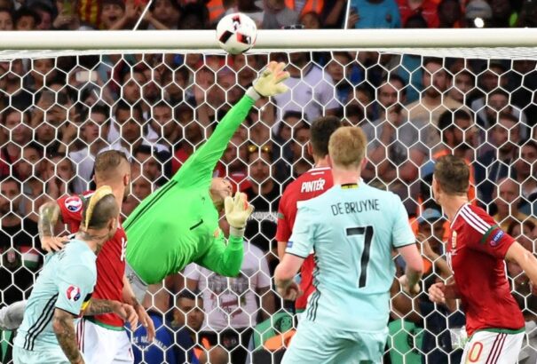 Az Év védése-szavazás: Király Belgium elleni védése a TOP 10-ben