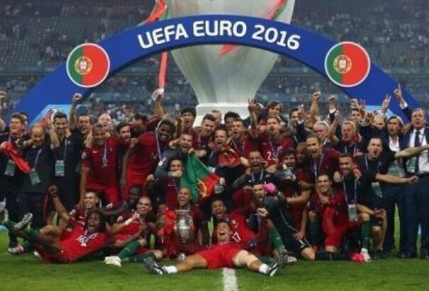 Foci Eb 2016: Története során először Európa-bajnok Portugália (videó)