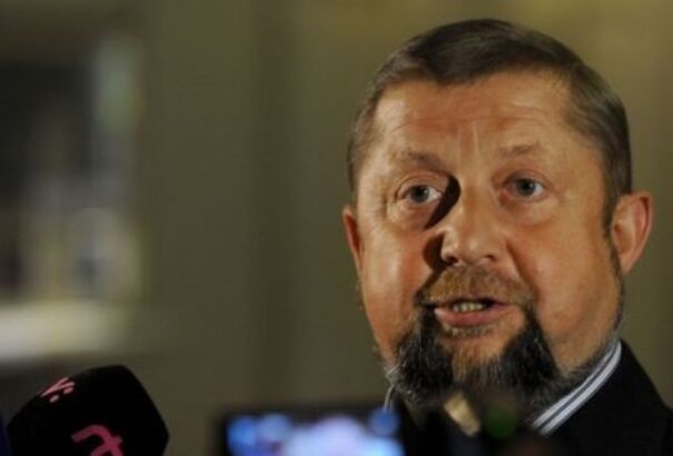 Harabin két év alatt 113 ezer euró jutalmat fizetett ki saját magának