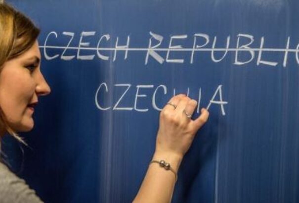 Csehország új nevet kapott
