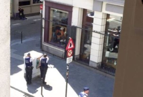 Bombariadó Brüsszelben egy gyanús külsejű férfi miatt