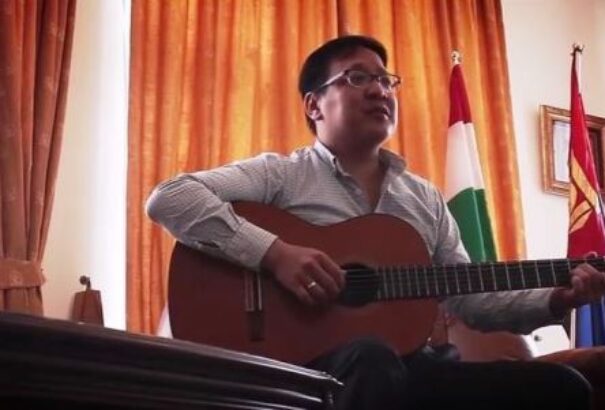 Magyar népdal a mongol nagykövet előadásában (videó)