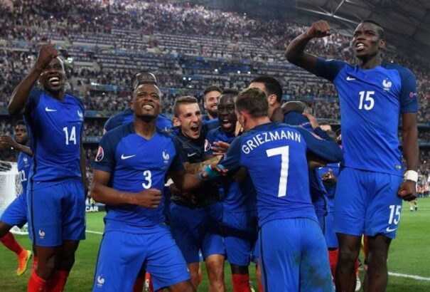 Foci Eb 2016: Franciaország is a döntőben