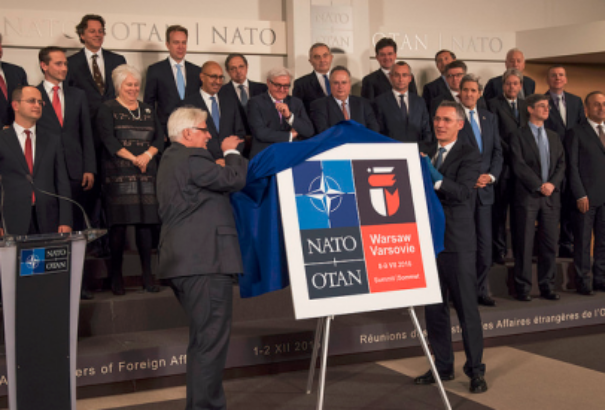 NATO-csúcstalálkozó veszi kezdetét Varsóban