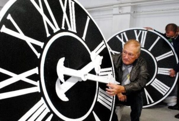 Vasárnap jön az újabb óraátállítás