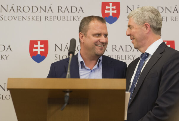 Bugár visszafogadta a tékozló fiút