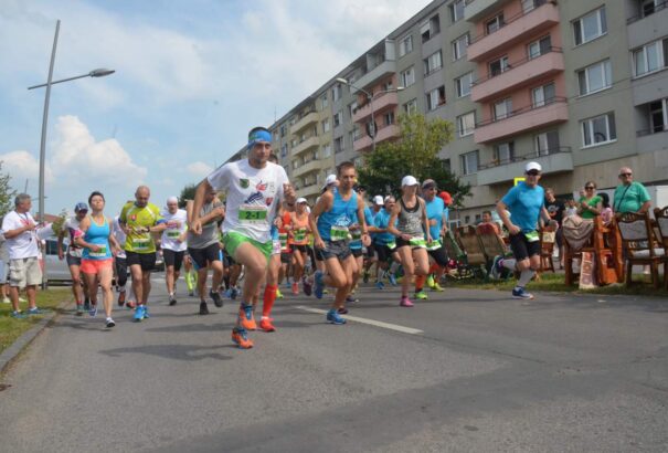 I. Nemzetközi Nógrád Maraton Losonc és Salgótarján között