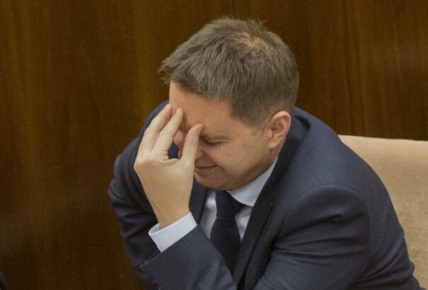 Milliókat veszt az állam az üzemanyagok adóján