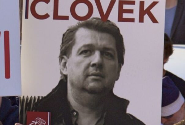 Bašternák végre megszólalt: politikusokkal nem találkozom, élem nyomorúságos életemet