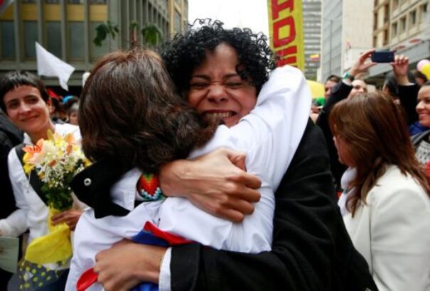 Véget ért egy 52 éve tartó háború: a kolumbiai kormány és a felkelők megegyeztek