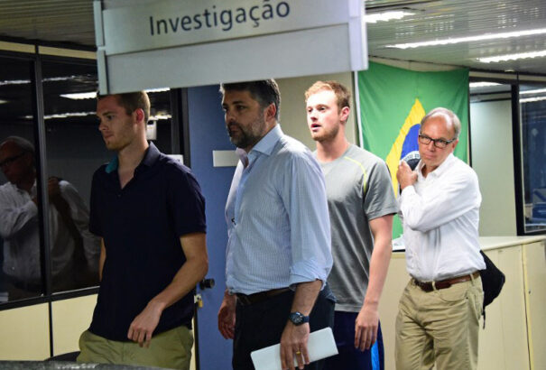 Bocsánatot kértek az amerikaiak a  négy amerikai úszó viselkedése miatt