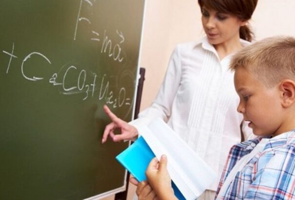 6 százalékkal növekszik a tanárok fizetése szeptembertől