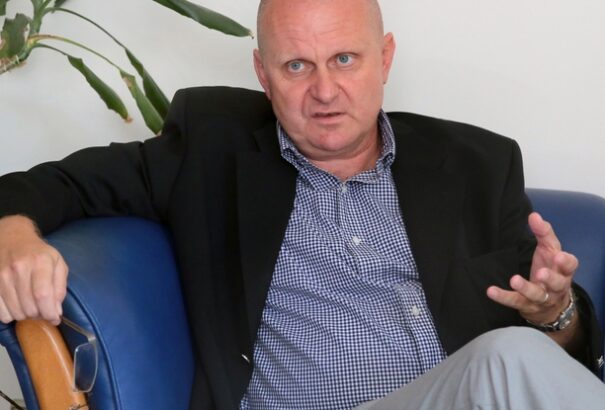 A Hedvig elleni támadást előre kitervelték. A tettesek felderítése Fico és Kaliňák politikai karrierjének végét jelentené