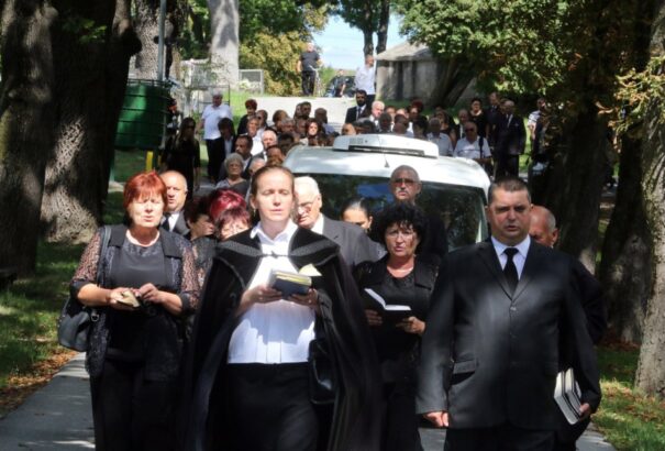 Utolsó útjára kísérték Tamás Ilonka nénit