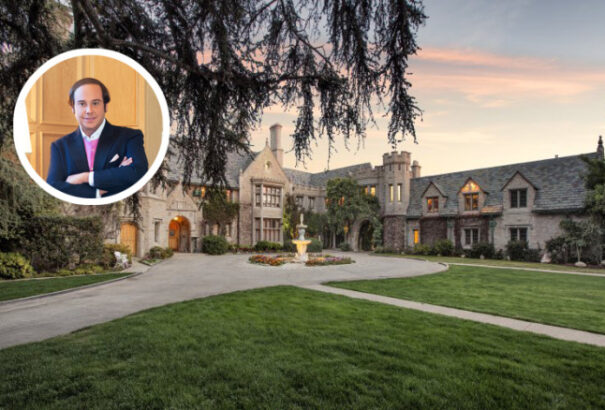 Elkelt Hugh Hefner Los Angeles-i Playboy villája