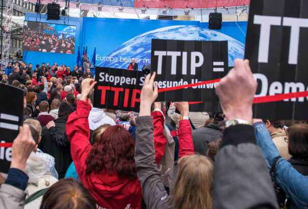 Franciaország Pozsonyban fúrná meg a TTIP-tárgyalásokat