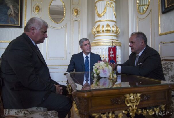 Andrej Kiska kinevezte Érsek Árpádot közlekedésügyi miniszternek