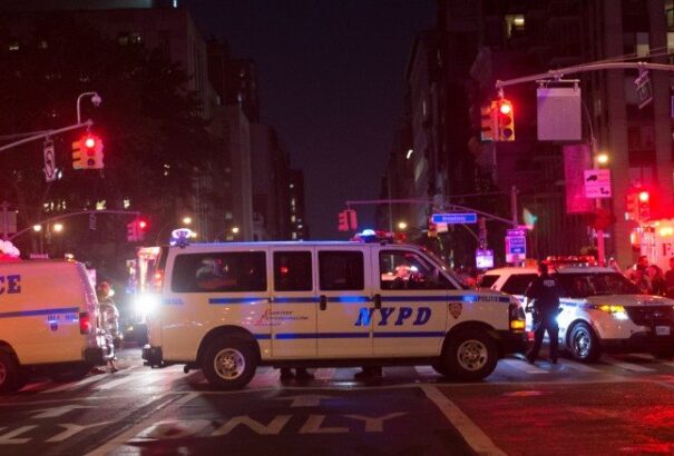 29 sérültje van a manhattani robbantásnak (Videó). Találtak egy második bombát is