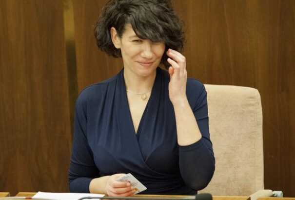 Megszületett Nicholsonová kisfia