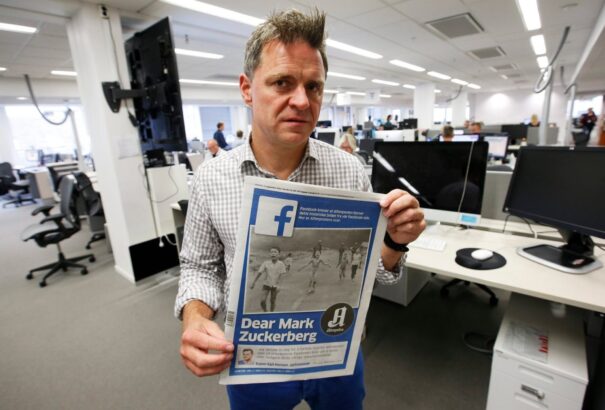 Pulitzer-díjas fotót cenzúrázott a Facebook