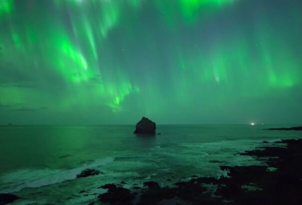 Káprázatos felvételek az izlandi sarki fényről