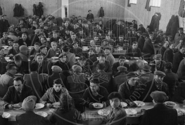 II. világháborús zsidó munkatáborokban készült képeket tett közzé a Szlovák Nemzeti Archívum