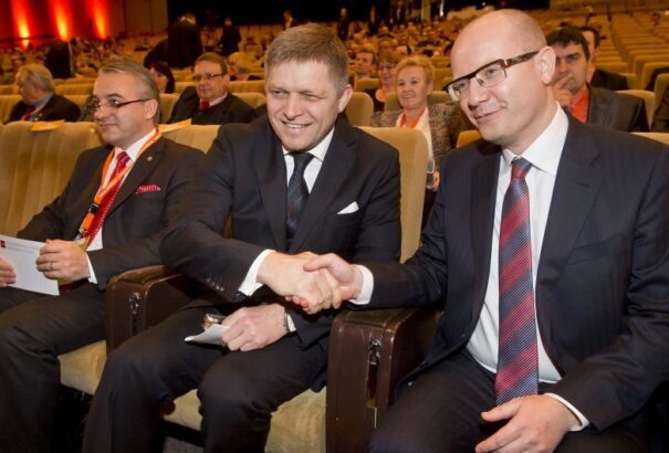 Közös ülést tart ma a szlovák és a cseh kormány a Bôrikon