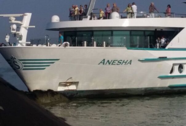 Breaking: Balesetet szenvedett egy kirándulóhajó Vajkánál