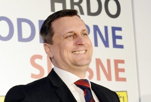 Második olvasatba küldte a parlament Danko házszabály-módosítását