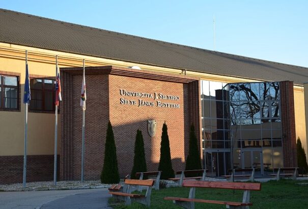 Már nem csak nevében egyetem a komáromi Selye János Egyetem