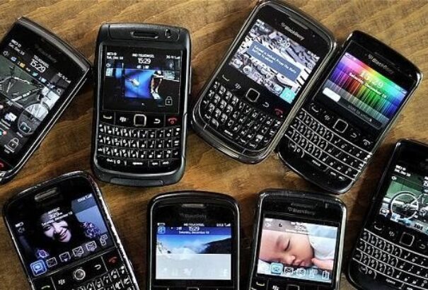A Blackberry befejezi a mobilgyártást