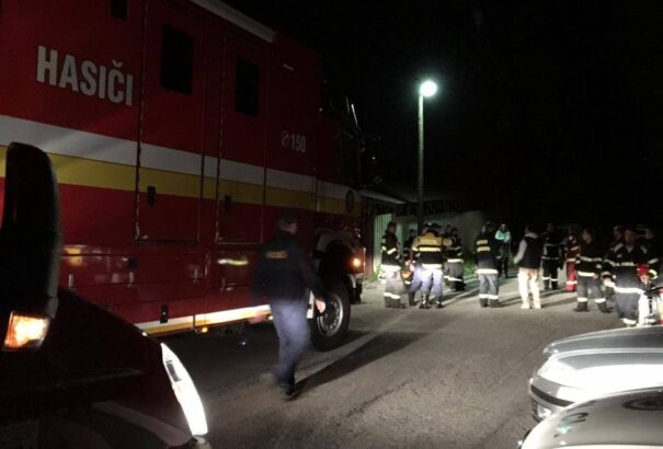 Lezuhant egy mentőhelikopter a Besztercebánya melletti hegyekben (Frissítve)