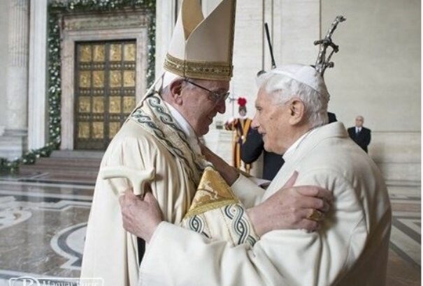 Dicsérő szavakkal nyilatkozik XVI.Benedek expápa az utódjáról