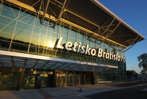 Kínai befektetők kezébe kerülhet a pozsonyi reptér