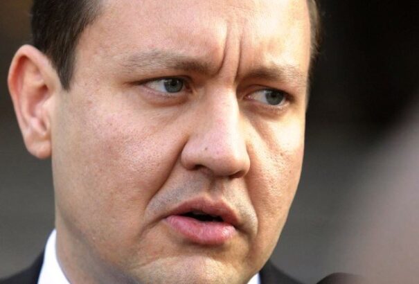 Autóbalesete volt Daniel Lipšicnek: elütött egy embert, aki a kórházban meghalt