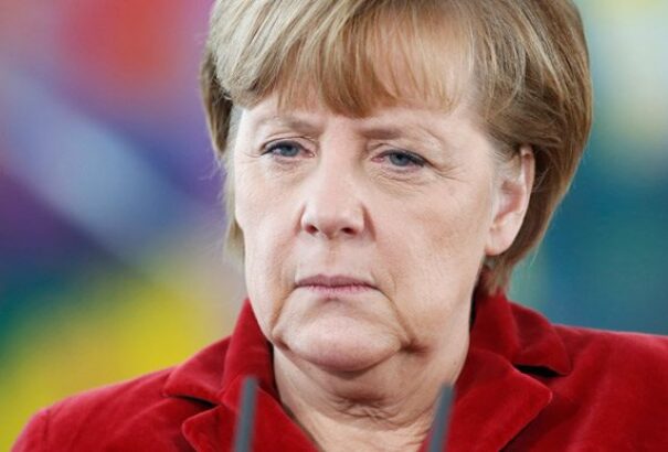 Merkel: legszívesebben „visszaforgatnám az idő kerekét”