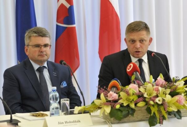 Folytatódnak a kihelyezett kormányülések