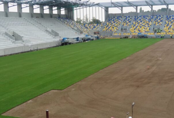 Lassan elkészül a DAC-stadion (Képek+videó)
