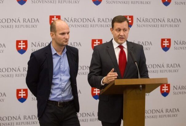 A NAKA vádat emel Lipšic és Grendel ellen. Lipšic szerint az oligarchák irányítják a rendőrséget