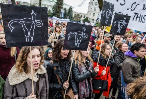 Nem lesz abortusztilalom Lengyelországban