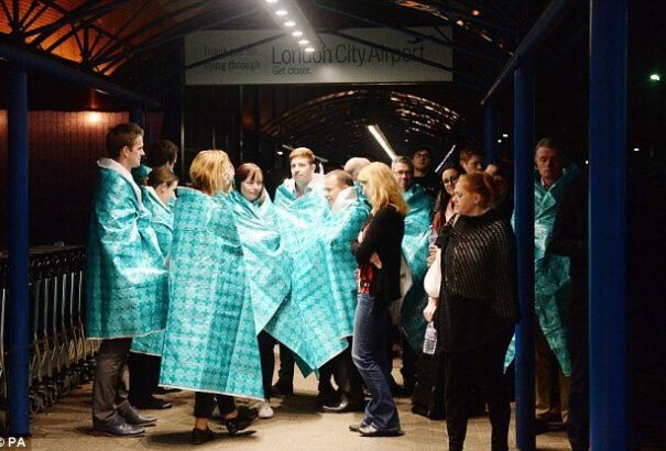 Újra megnyitották a londoni City repülőteret a „vegyi incidens” után