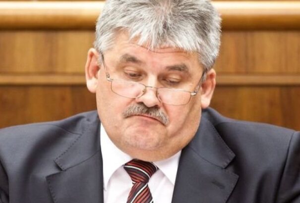 Jó hír a családosoknak: végre a anyasági támogatás is emelkedhet