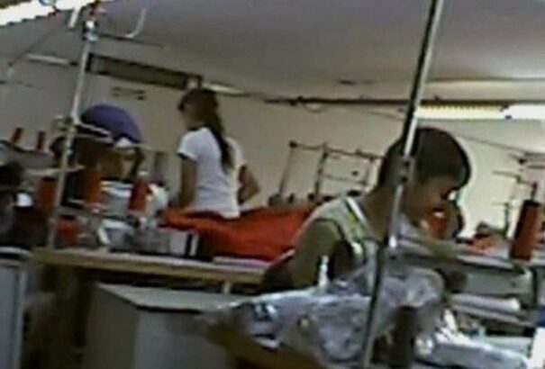 Márkás ruhád van? Lehet, hogy szír menekült gyerekek készítették