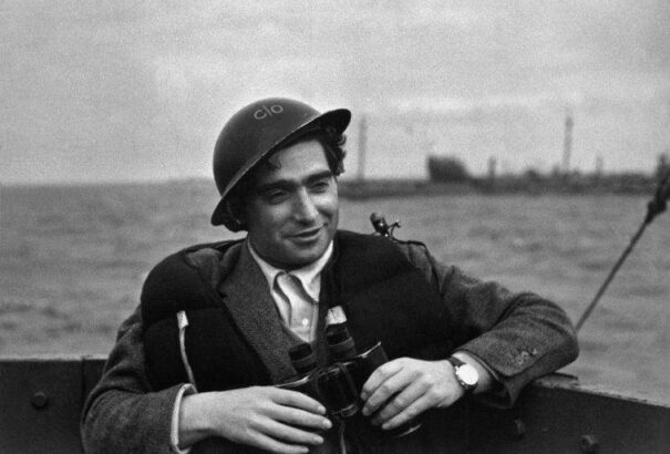 103 éve született Robert Capa világhírű magyar riportfotós és haditudósító