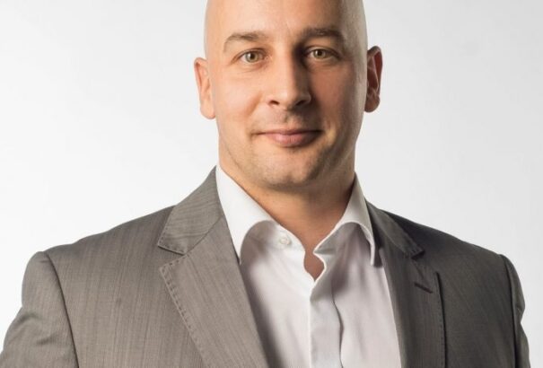 Menyhárt József: Nem ritkán a büszkeség és felelősségérzet küzd egymással