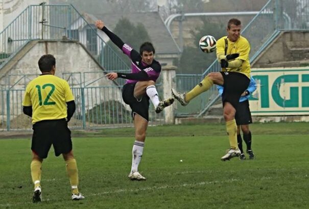 Fölényes perbetei és komáromi győzelem – Régiófoci: komáromi járás