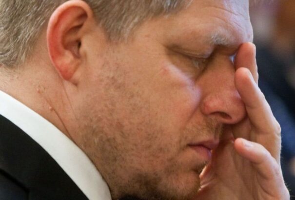 A kormányfő csalt a minimálbéren, az internet népe darabokra szedte érte