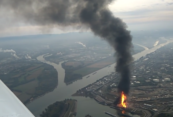 Felrobbant egy németországi vegyi üzem: többen eltűntek és megsérültek (videó)